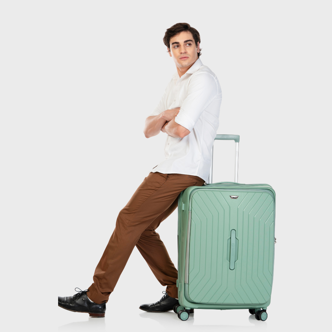 The VelocityTrunk Luggage Series Gang’s Lifestyle