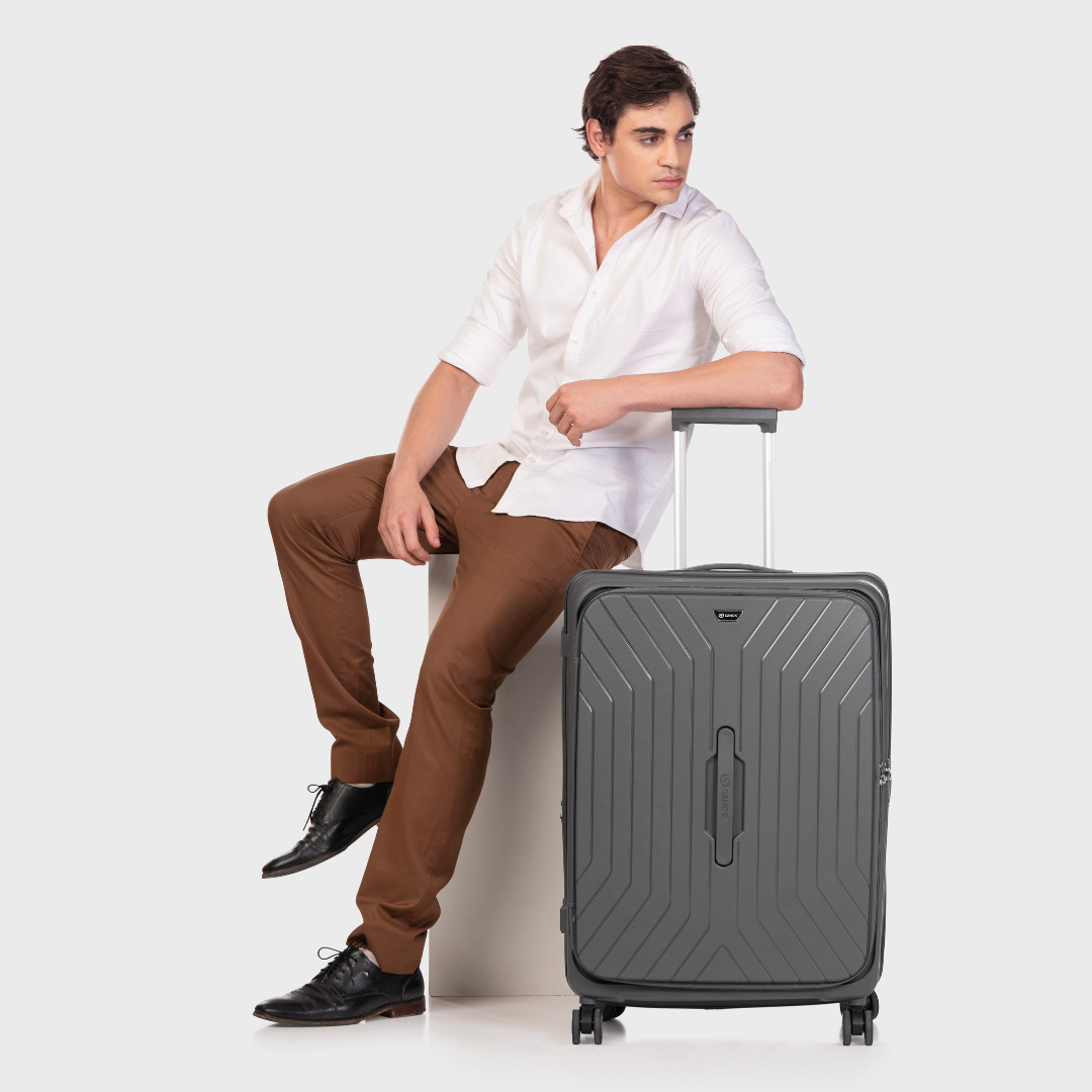 The VelocityTrunk Luggage Series Gang’s Lifestyle