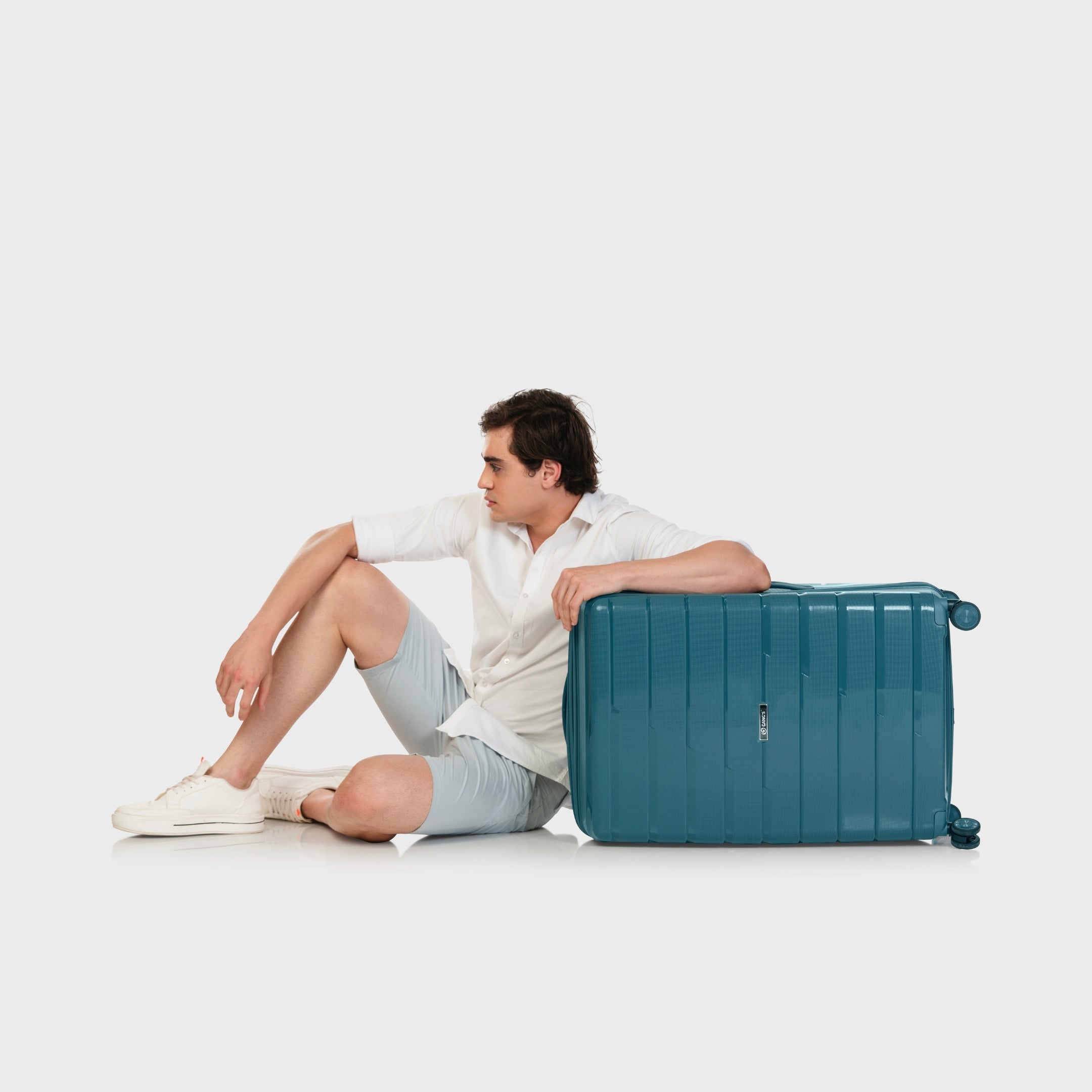 The StackLine Luggage Series - Gang’s Lifestyle